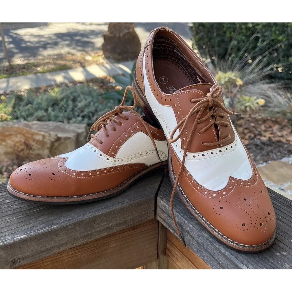 Ferro Aldo Mens Wingtip M139001D Brown and White Brogue Arthur Shoes 7